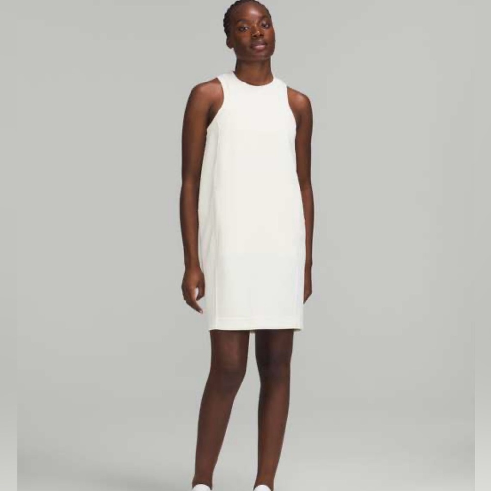 Lululemon action dress